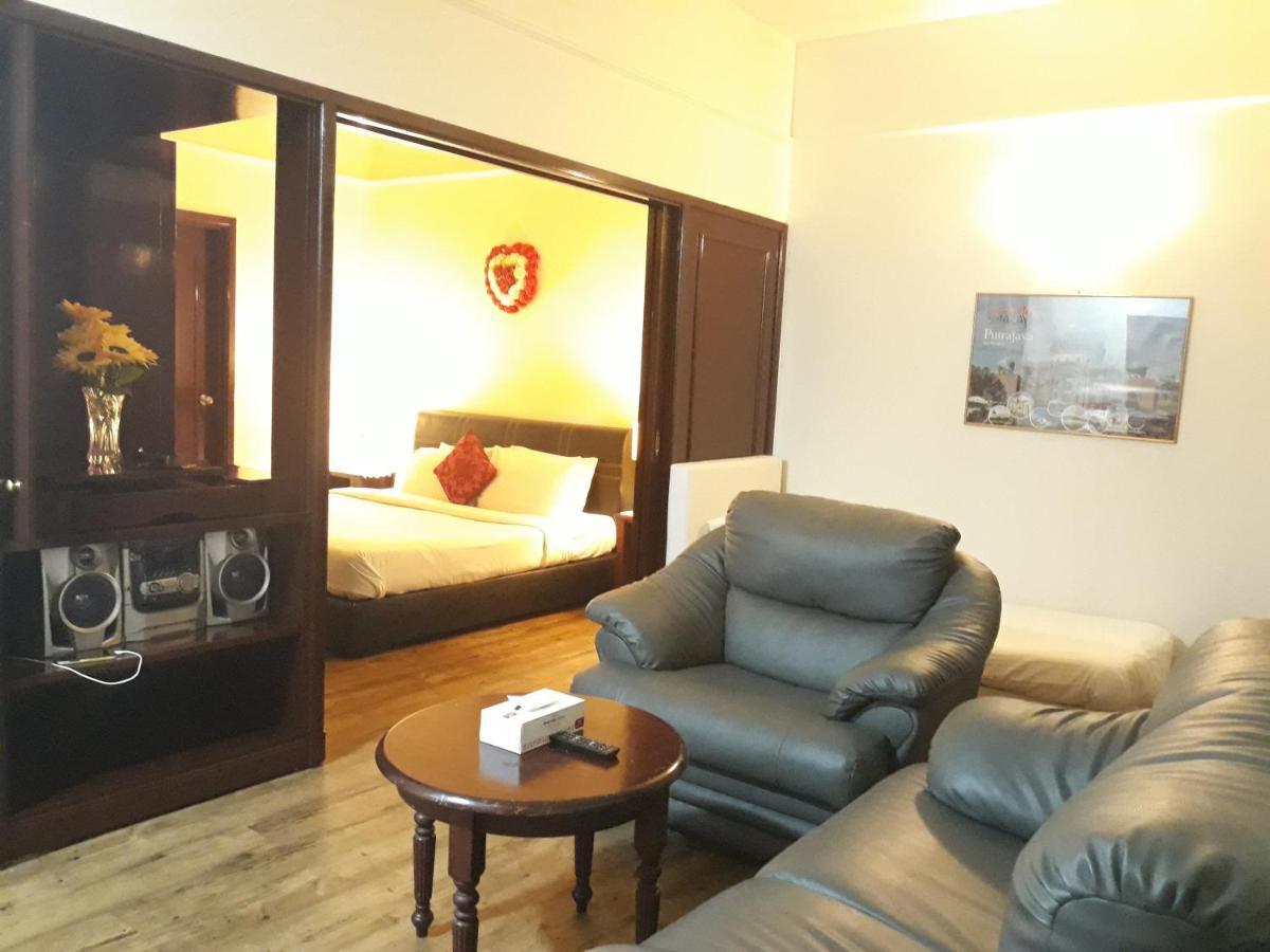 Residence Suite At Berjaya Times Square KL Kuala Lumpur Extérieur photo