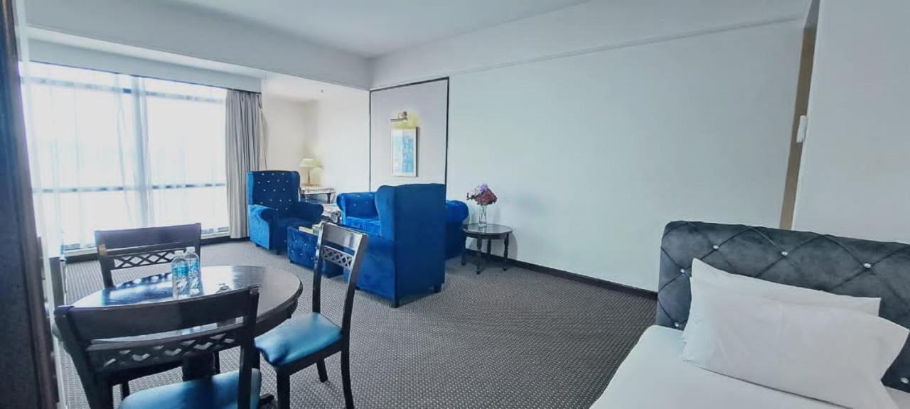 Residence Suite At Berjaya Times Square KL Kuala Lumpur Extérieur photo